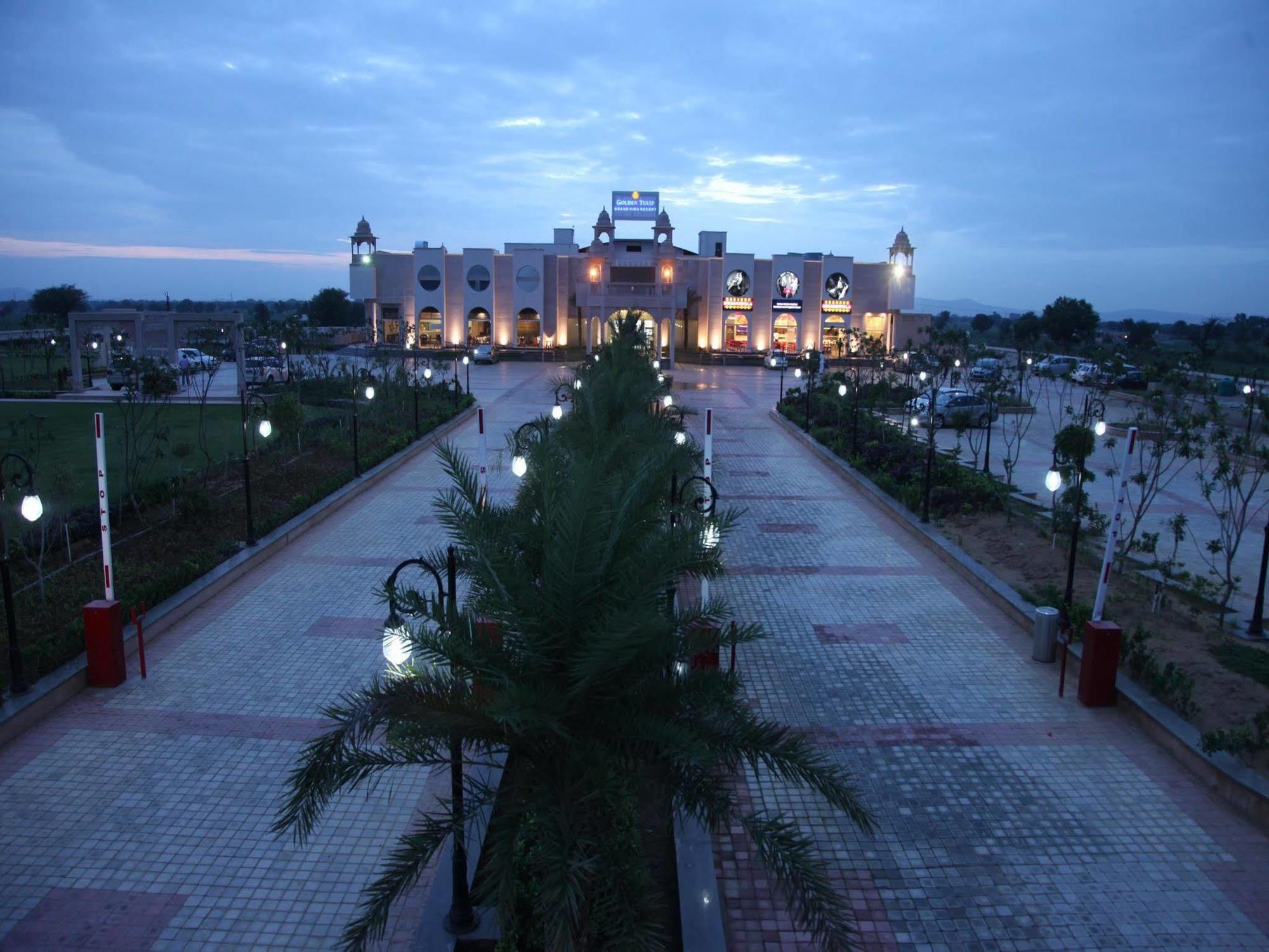 Grand Hira Resort Neemrana Behror Zewnętrze zdjęcie
